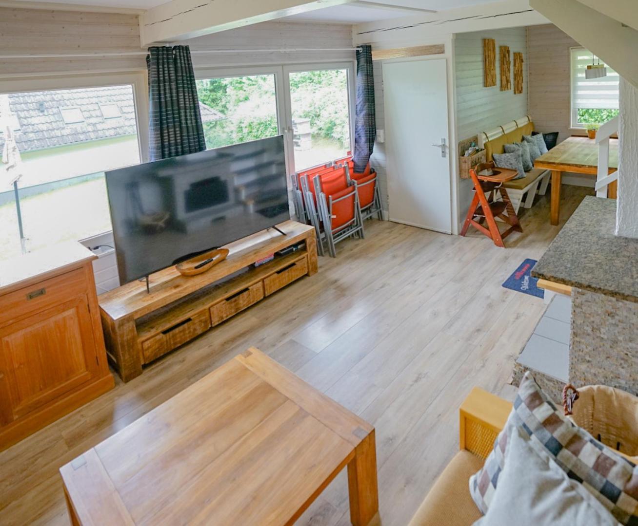 Ferienhaus "Gestiefelter Kater" Am See Im Bergland Kirchheim  Exteriér fotografie