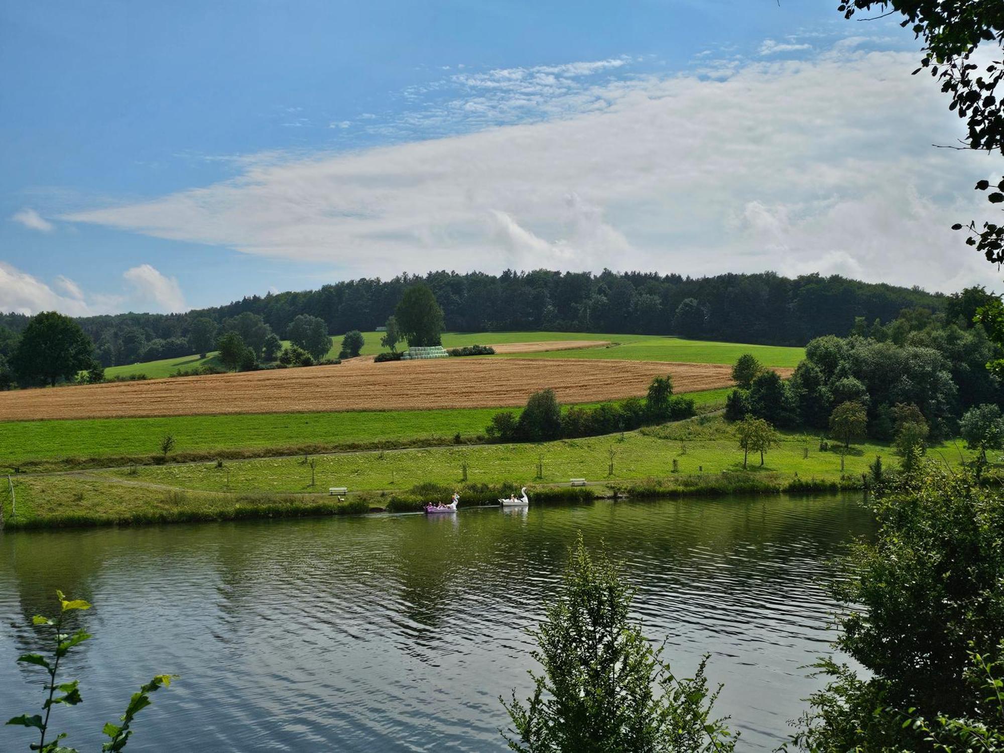 Ferienhaus "Gestiefelter Kater" Am See Im Bergland Kirchheim  Exteriér fotografie