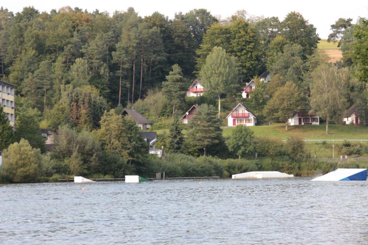 Ferienhaus "Gestiefelter Kater" Am See Im Bergland Kirchheim  Exteriér fotografie